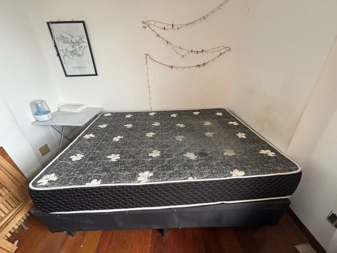 CAMA BAÚ CASAL PRETA + COLCHÃO CASAL D33 - Foto 3