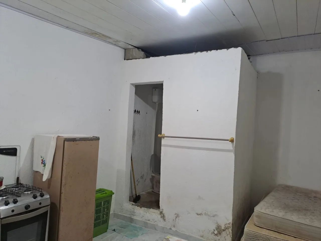 Quarto banheiro dentro com quintal  - Foto 3