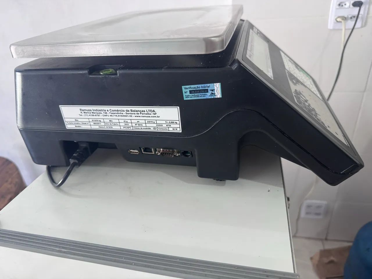 Vende se balança semi nova 