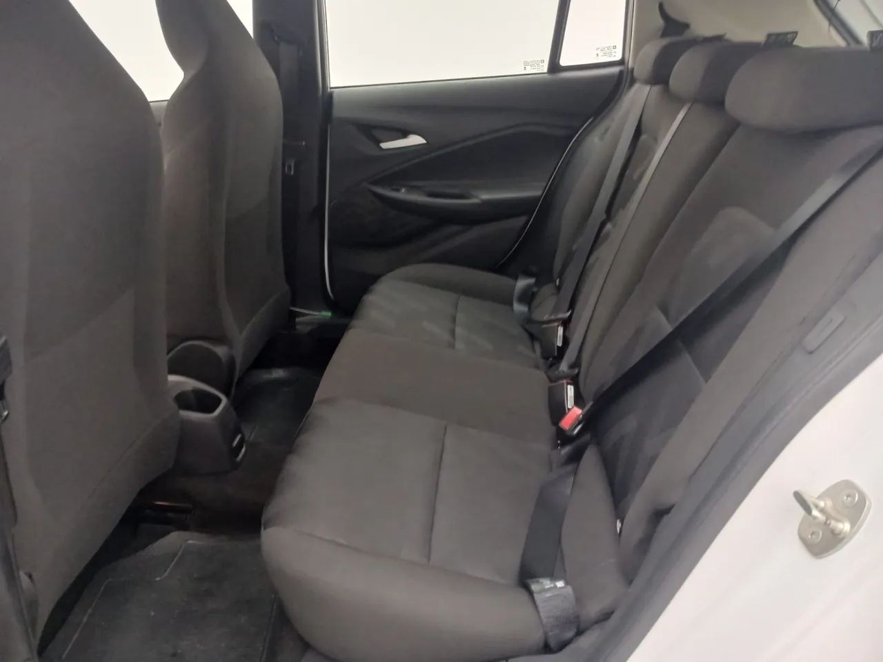 Chevrolet Onix Hatch 1.0 12V Flex Mec. 4P, foto 17 de 18