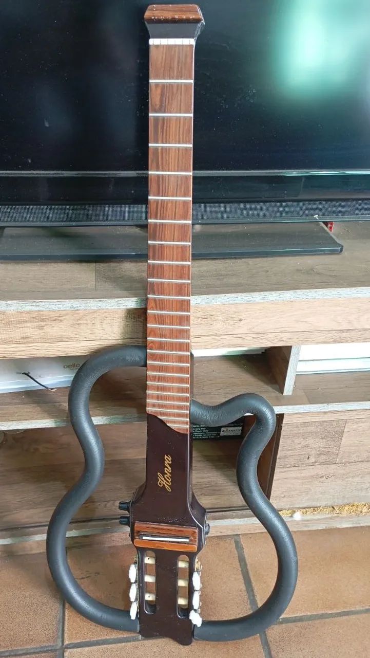 VIOLÃO VAZADO  - Foto 4