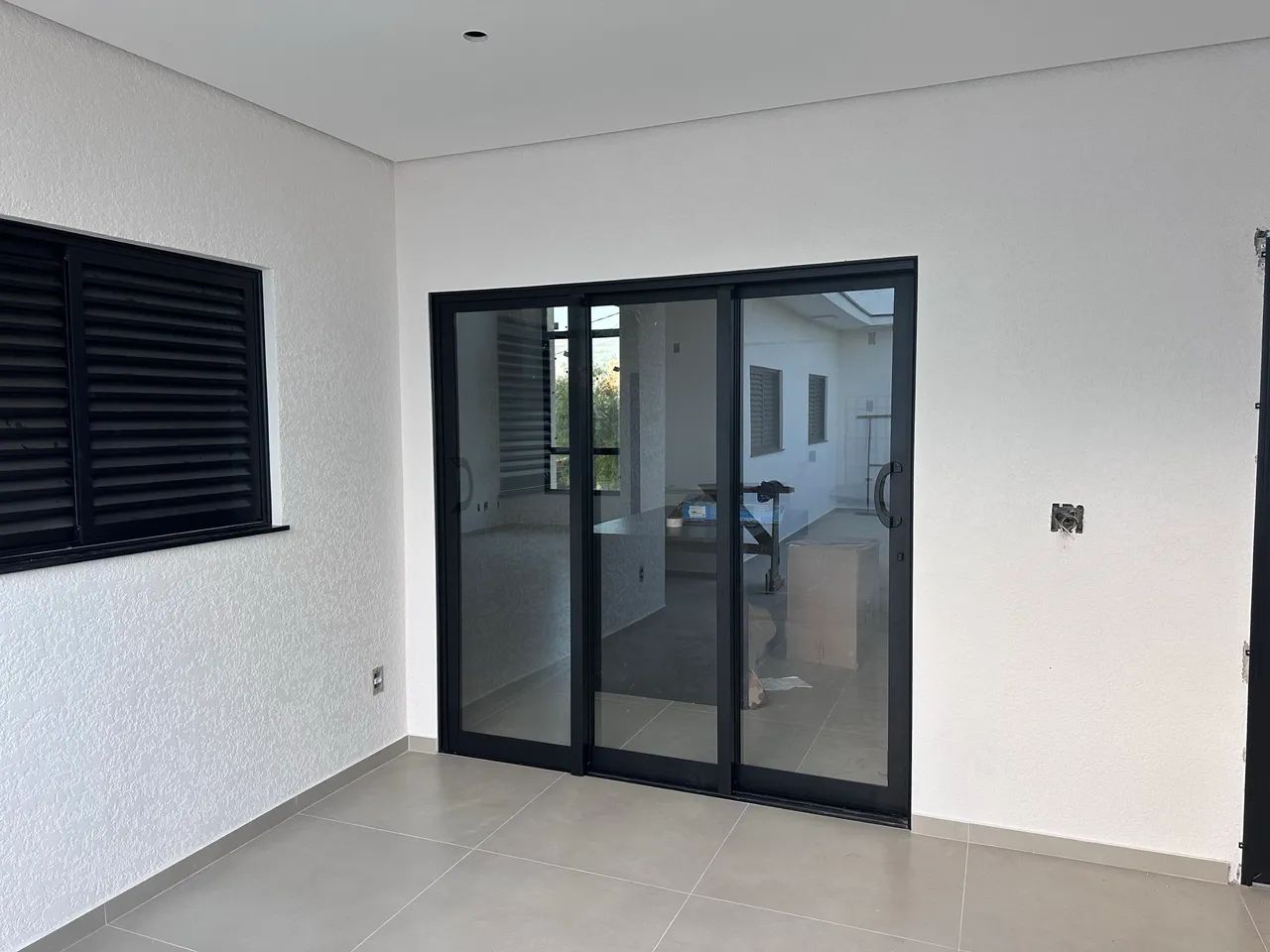 Linda Casa 3 quartos suite closet placa solar toda modulada - Foto 4