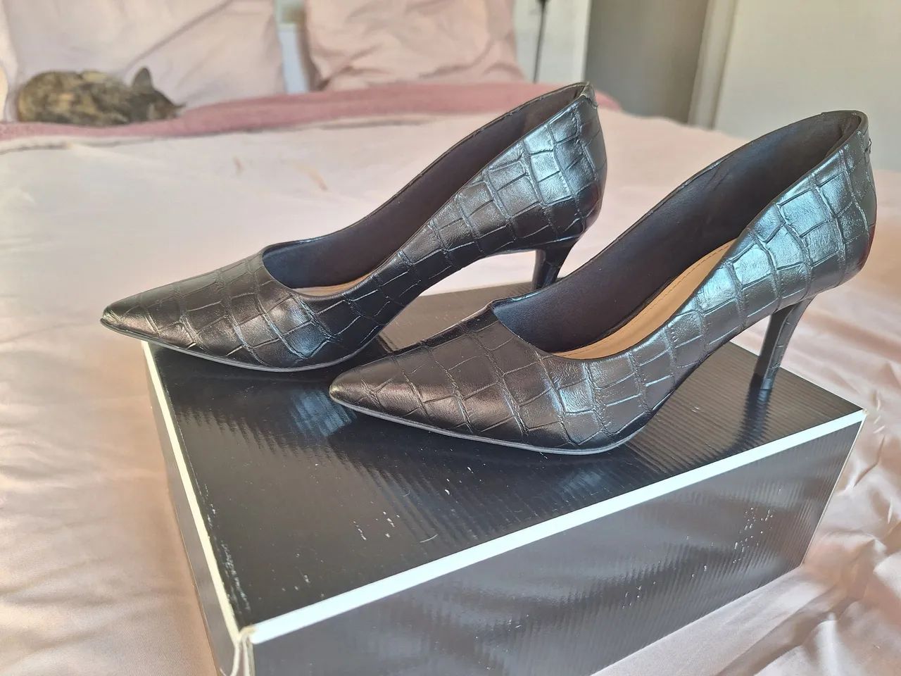 Scarpin preto croco 34 - Foto 2