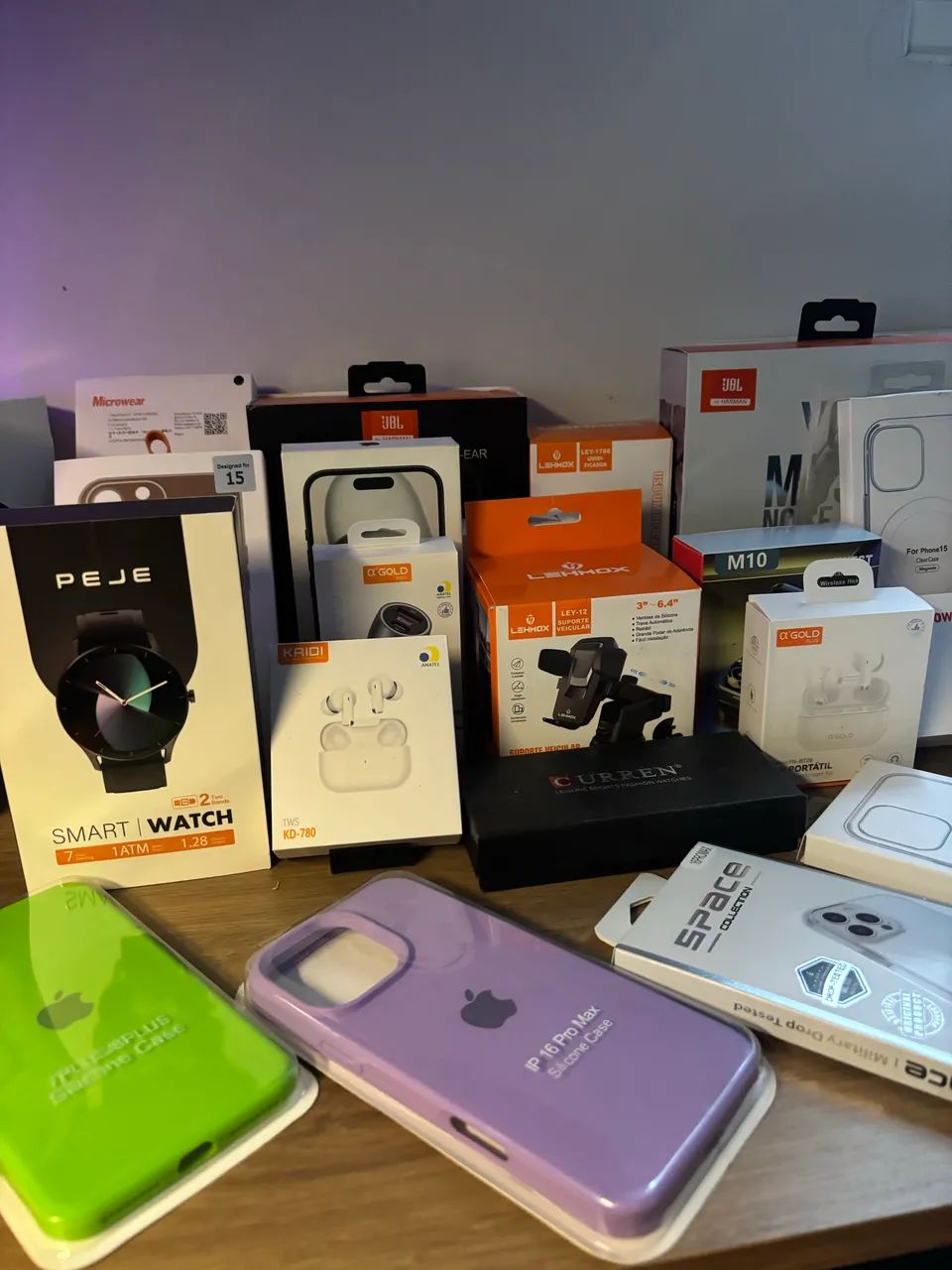 Fones | carregadores | smartwatch | cabos | capinhas para iPhone 