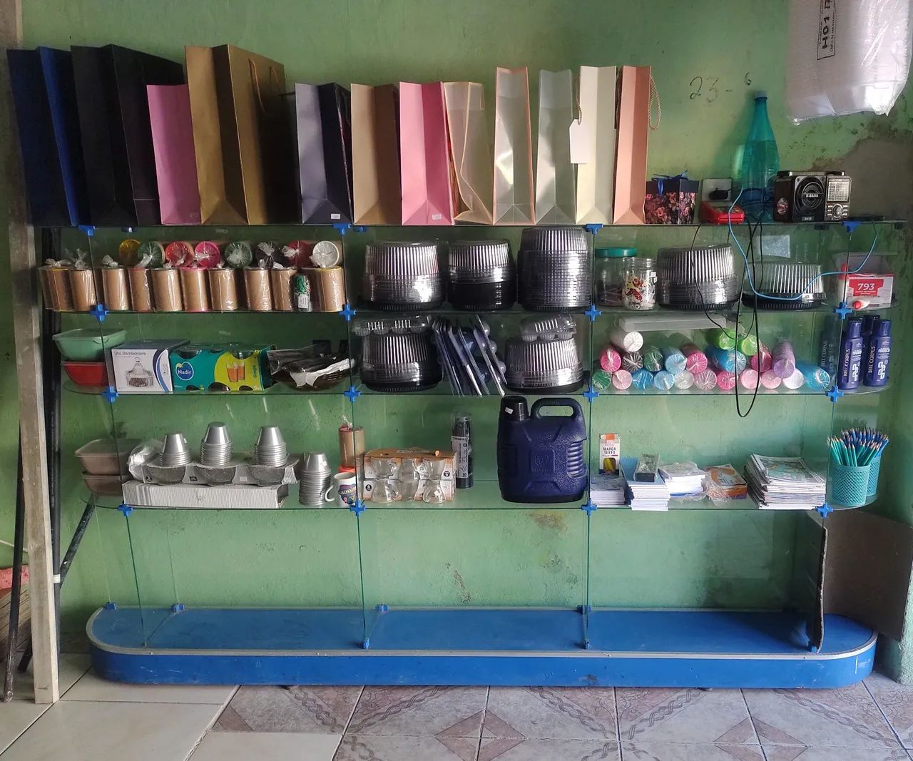 Vendo vitrine 