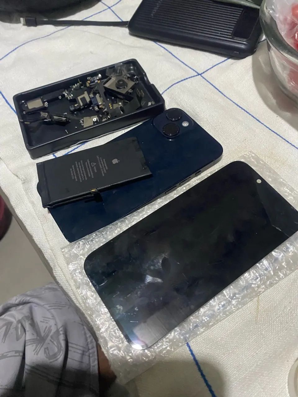 Peças do iPhone 14 