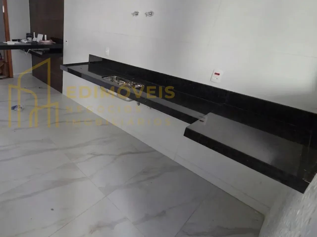 Incrível casa em Planície da Serra, 3 quartos e varanda para relaxar! - Foto 4