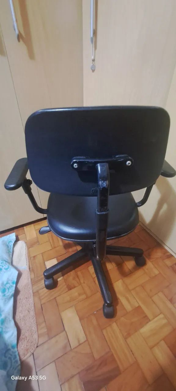 Cadeira de escritorio giroflex - Foto 2