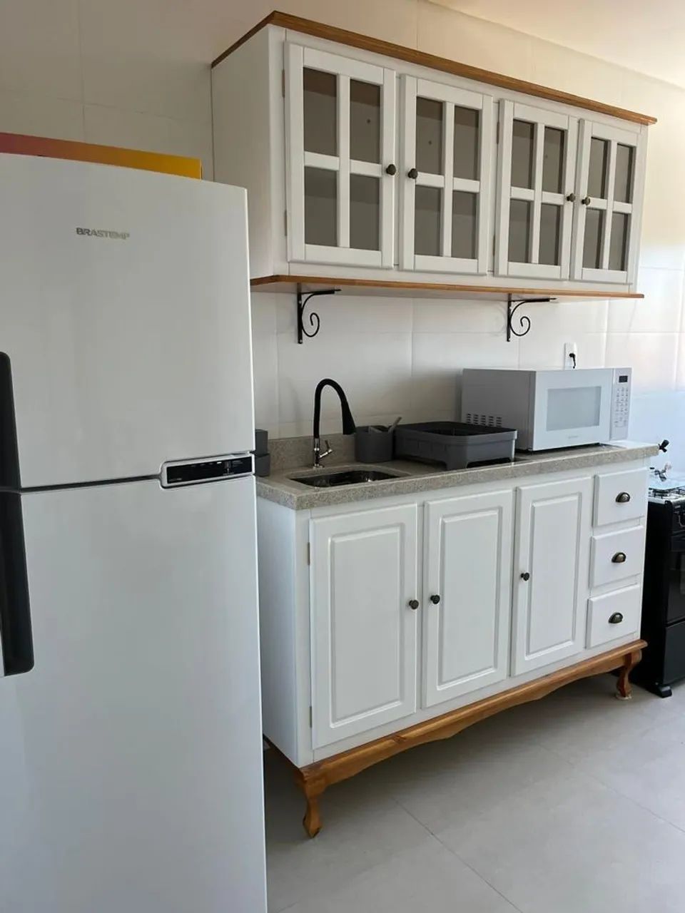 Apartamento de frente com 2 quartos + sacada com vista para o Mar dos Ingleses! - Foto 2
