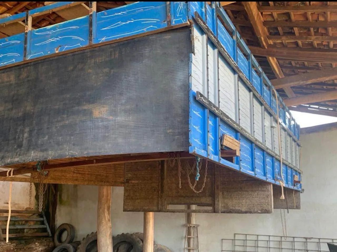 Sobre grade boiadeira para caminhão  - Foto 4