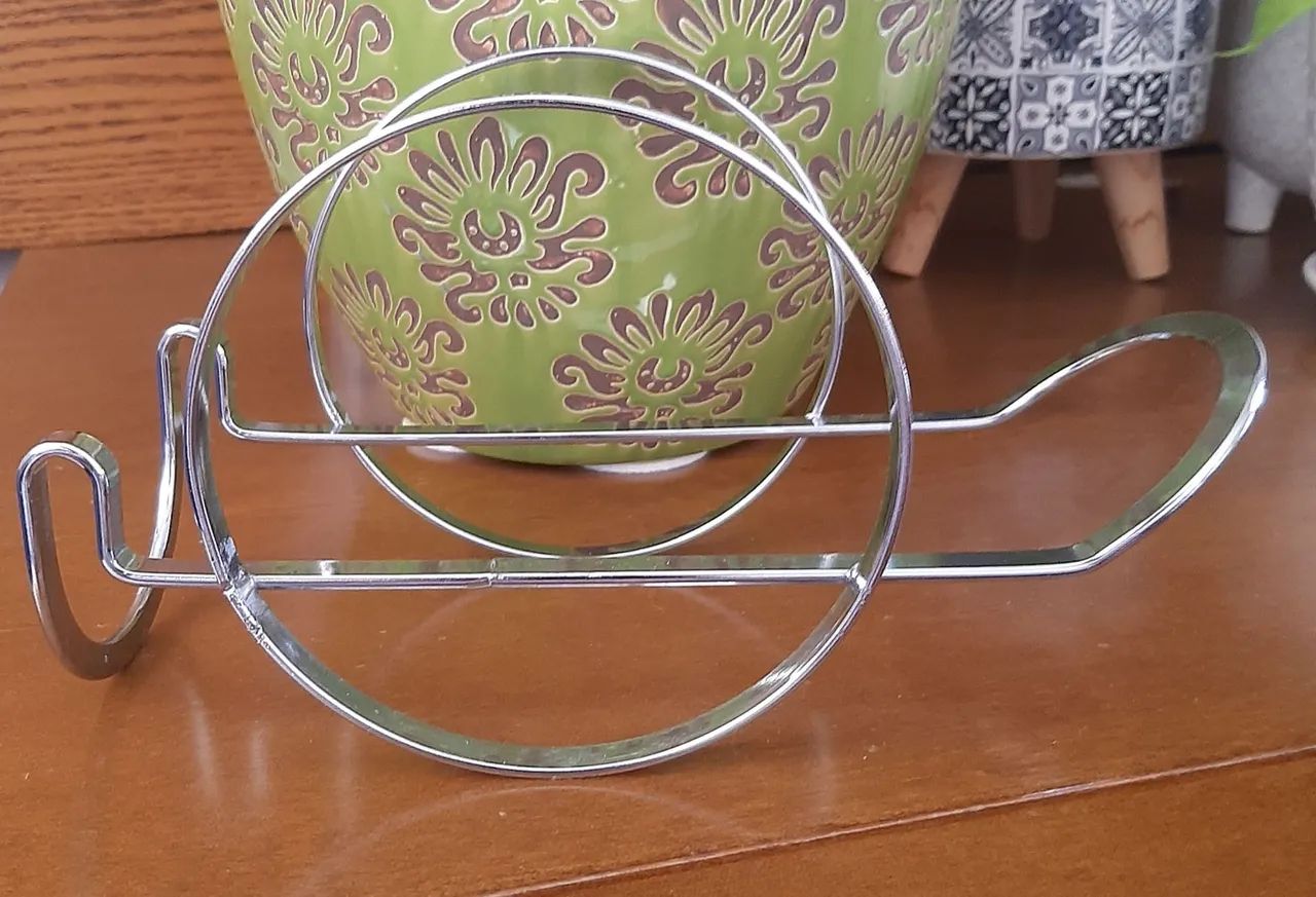 Suporte inoxidável para garrafa de vinho. - Foto 3
