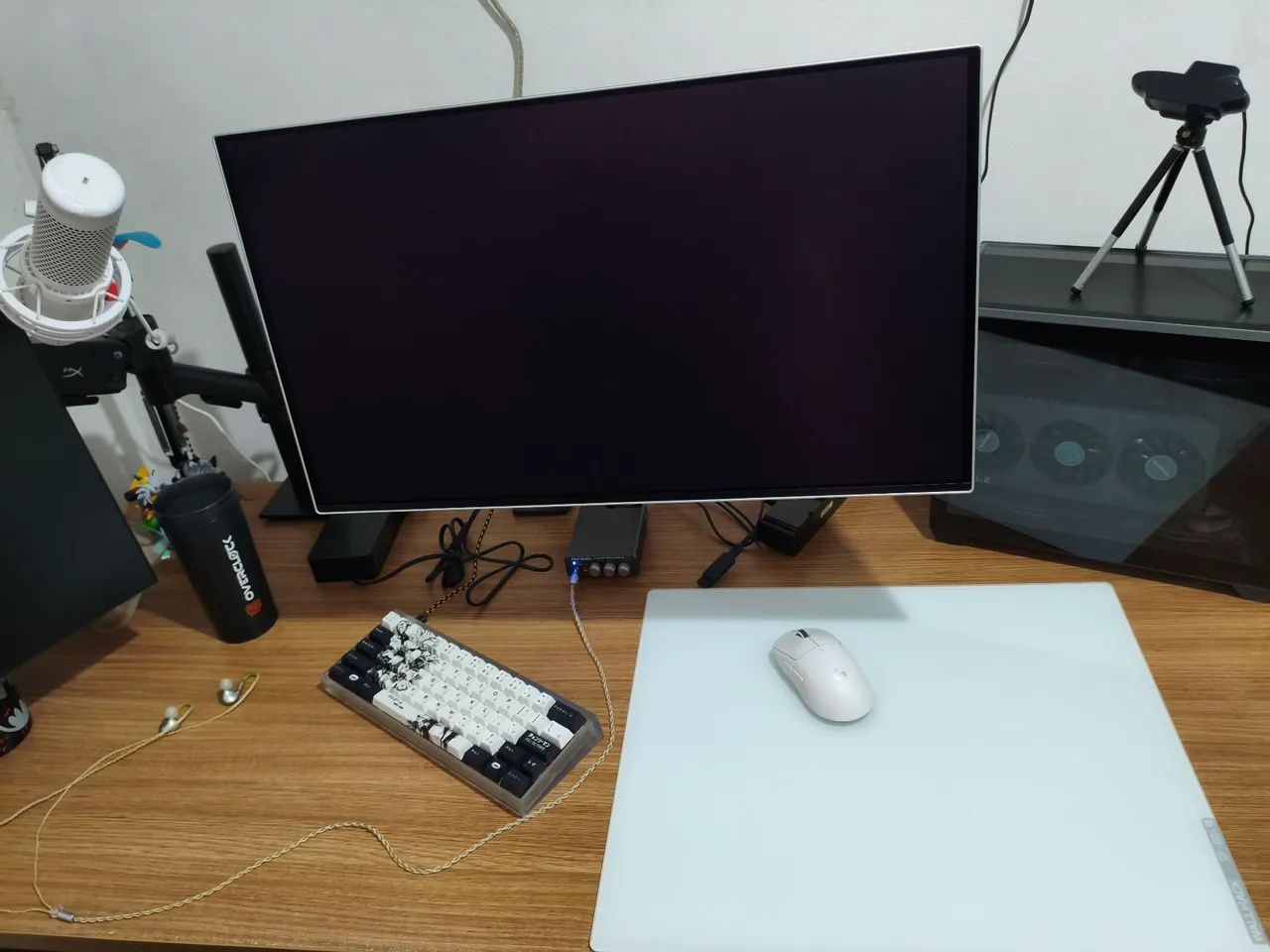 Monitor Samsung OLED QHD 500HZ 27" - Foto 3