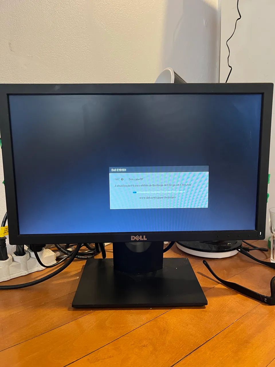 Monitor Dell 19 polegadas VGA/DP