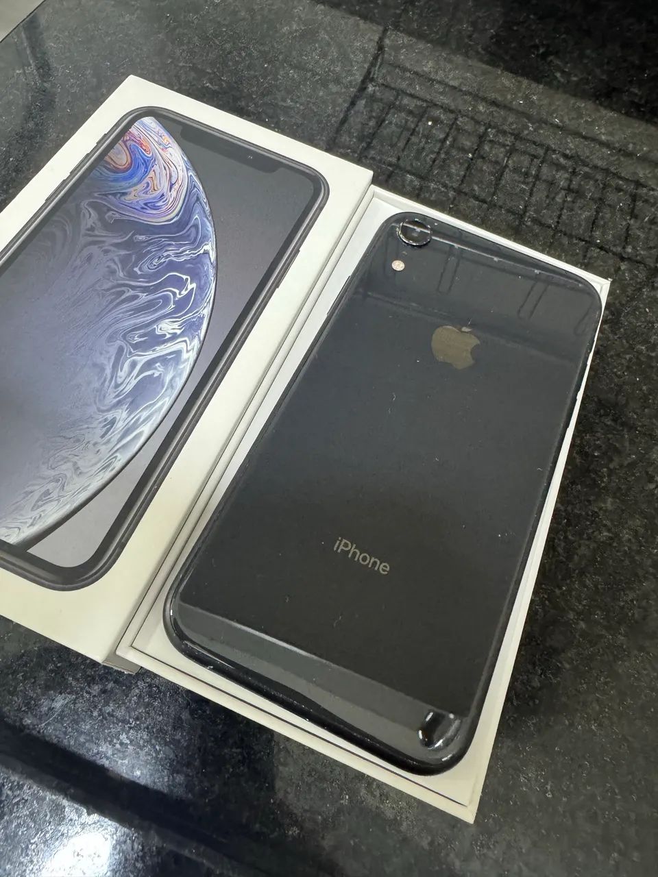 iPhone XR