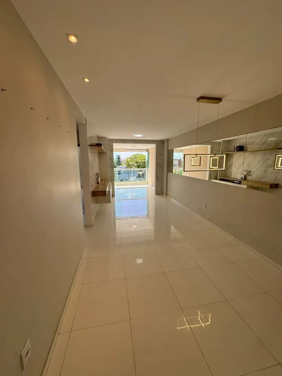 Pitangueiras 3/4 com suíte