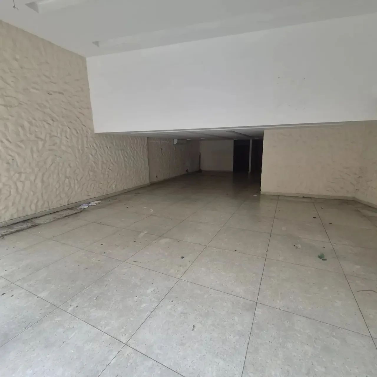 Alugo Lojão Meier Dias  d Cruz 79 aprox 240m² loja +  100m² girau 12m de frente otima loca - Foto 3