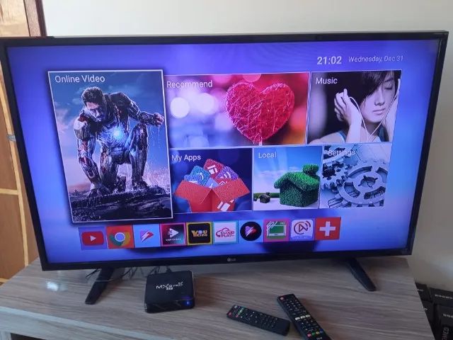 TV LG 43" 
