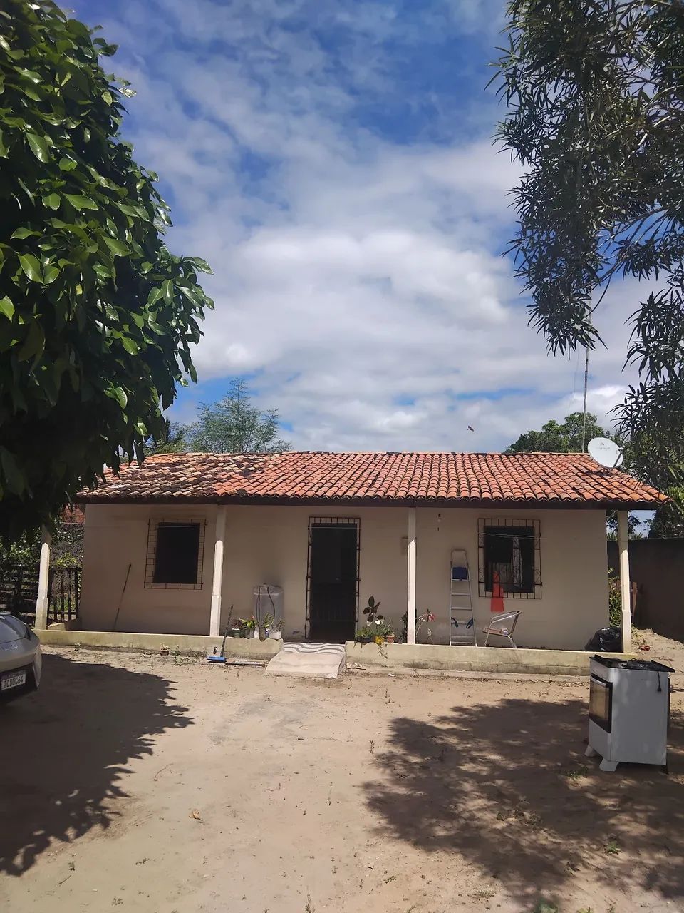 Casa Aconchegante com terreno amplo. - Foto 2