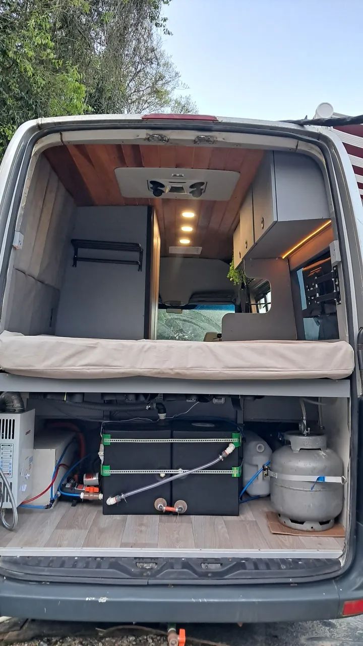 Montagem de motorhome - Foto 4