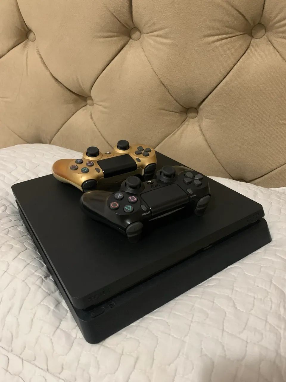 Ps4 slim 1TB - Foto 2