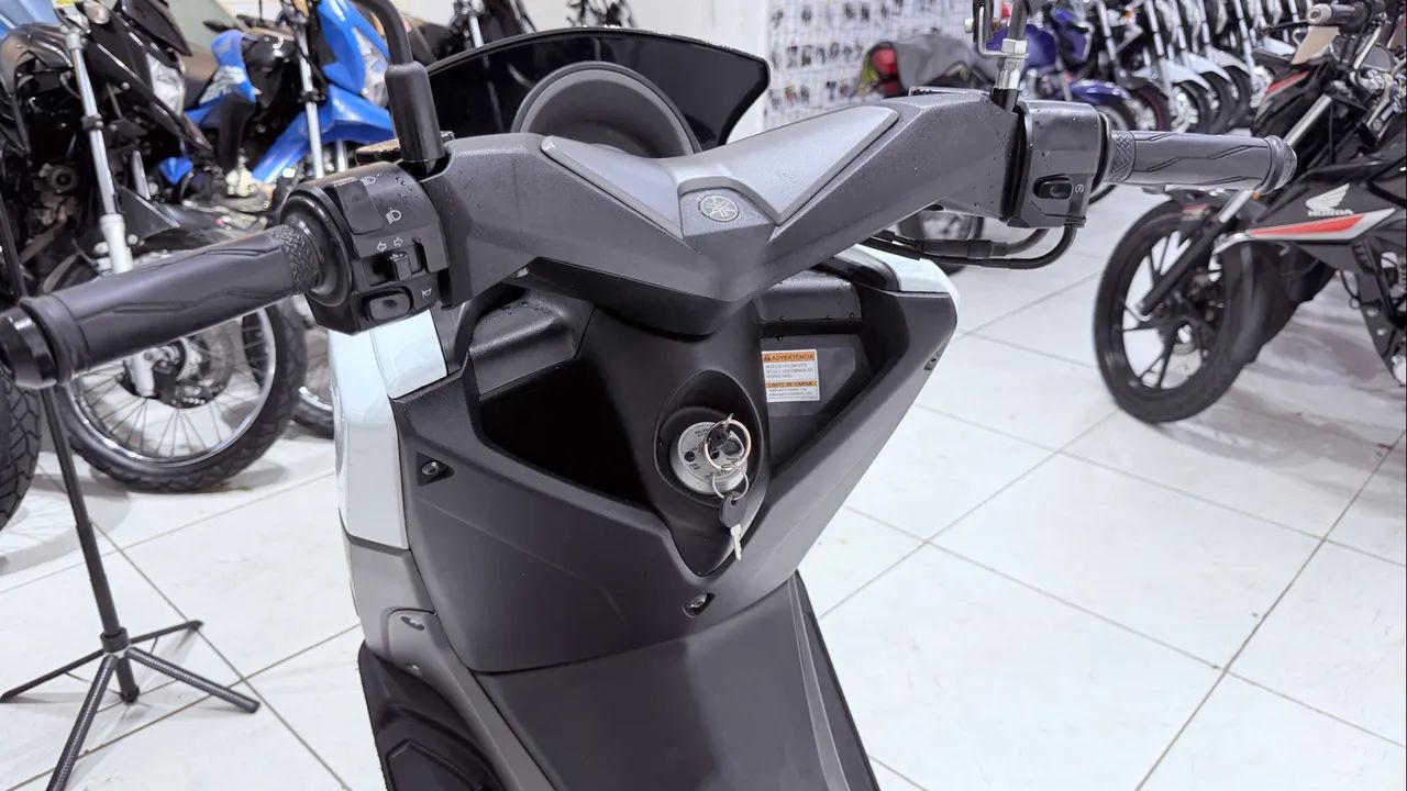 Yamaha Nmax 160 - Foto 2