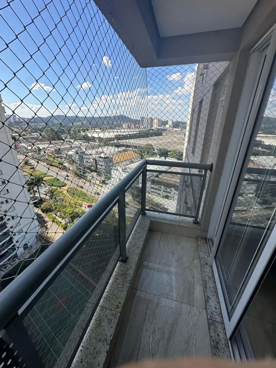 Baixou para alugar rápido apartamento mobiliado para aluguel no centro de Alphaville com 1 - Foto 6