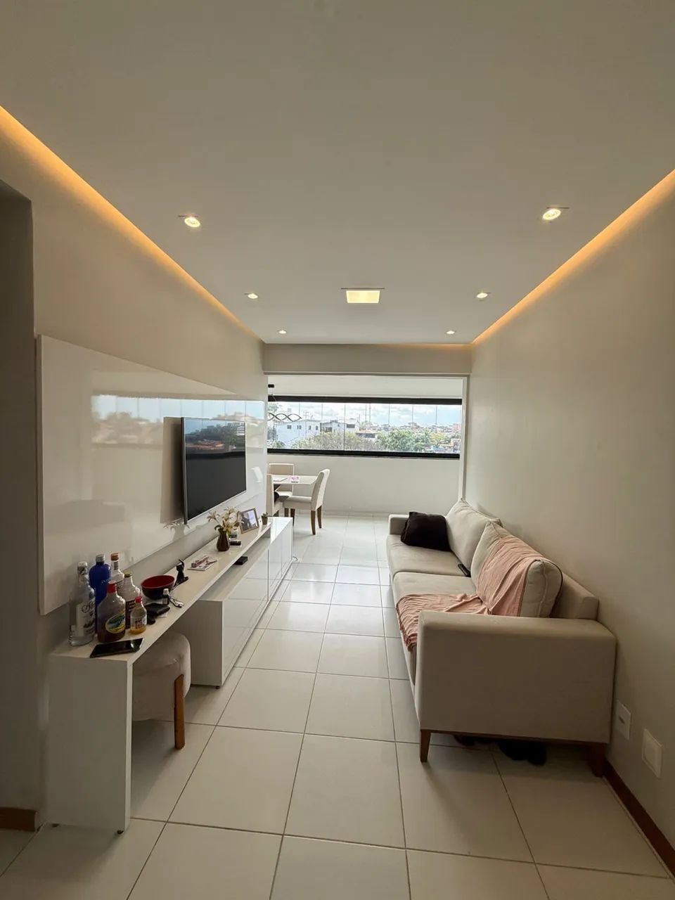 APARTAMENTO 2/4 COM SUÍTE E VARANDA NO IMBUI  - Foto 3
