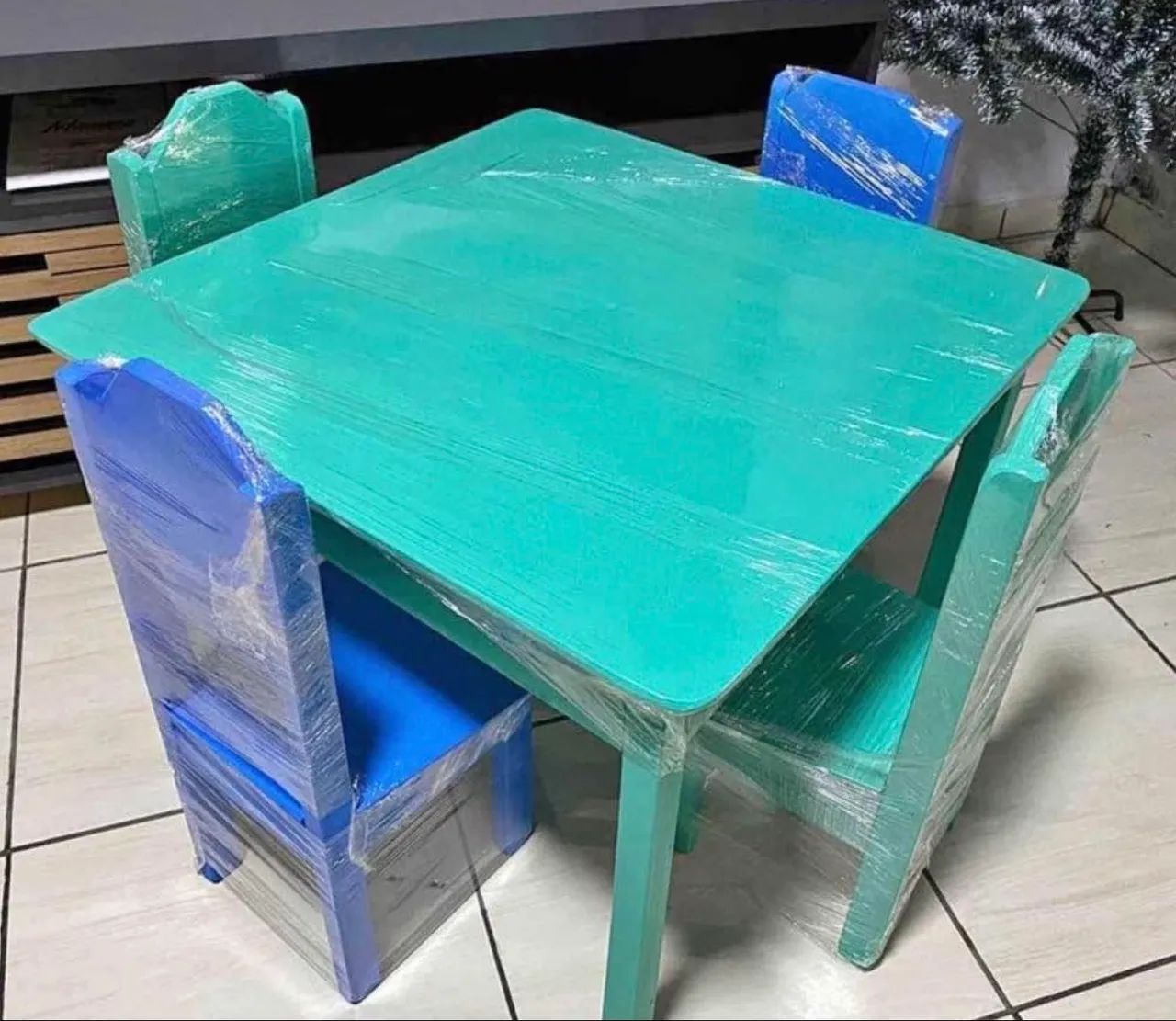 Mesa e cadeira infantil (fabricamos) - Foto 2