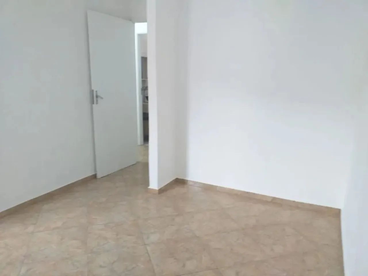 Sobrado em Rua em Vila das Palmeiras - Guarulhos, SP - Foto 8