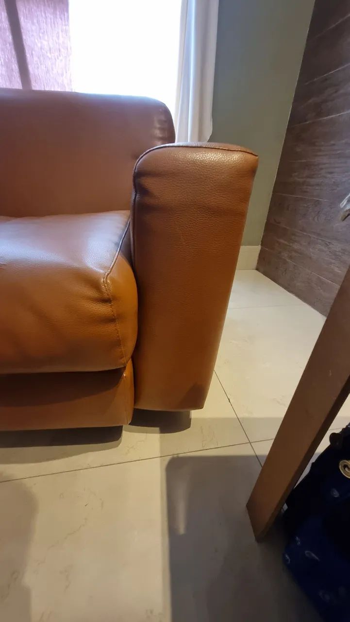 Poltrona couro marrom padrão mini sofa para reforma tapeceiro  - Foto 4