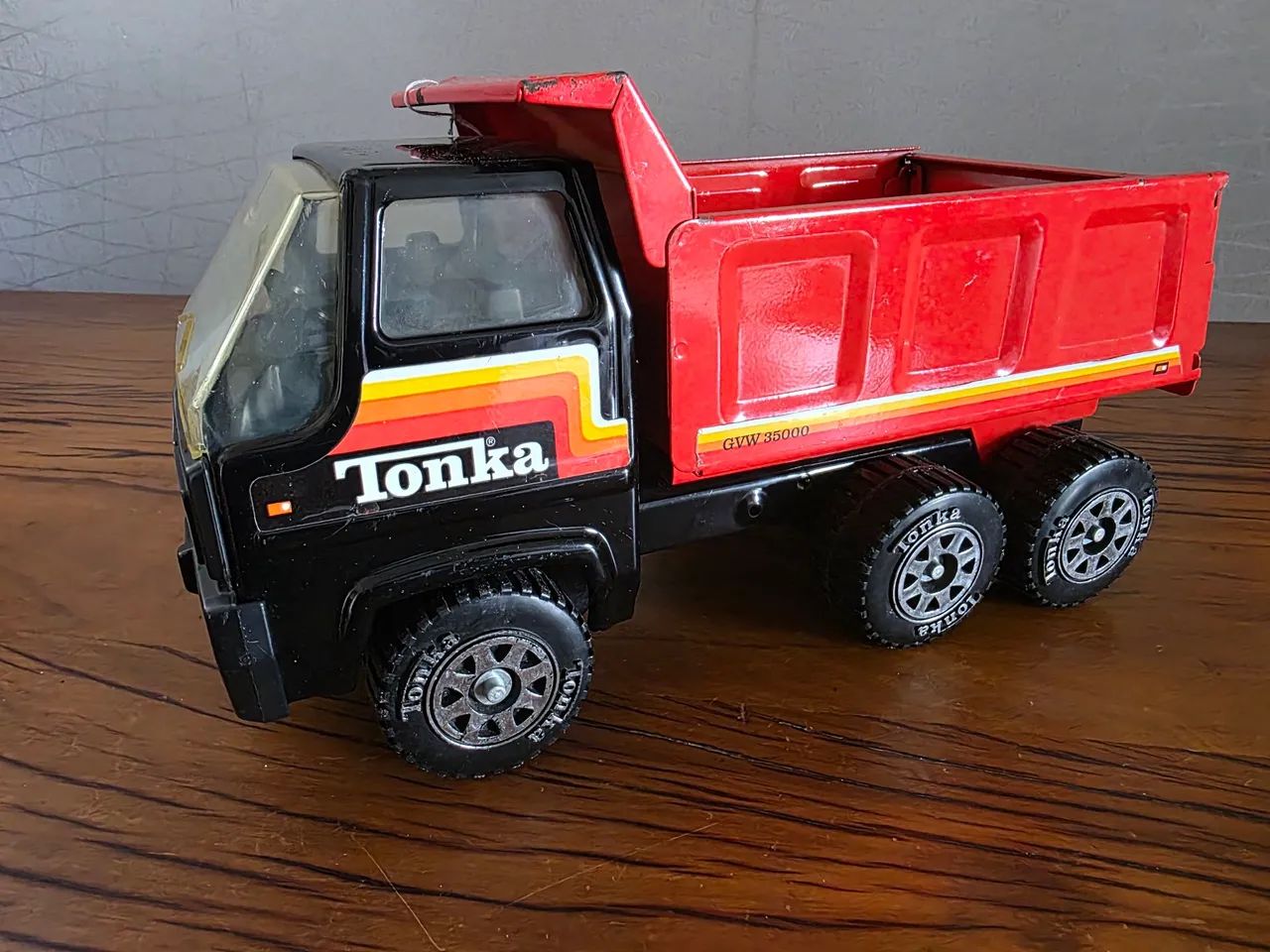 Miniatura Caminhão Basculante TONKA - Década 70 - Foto 2