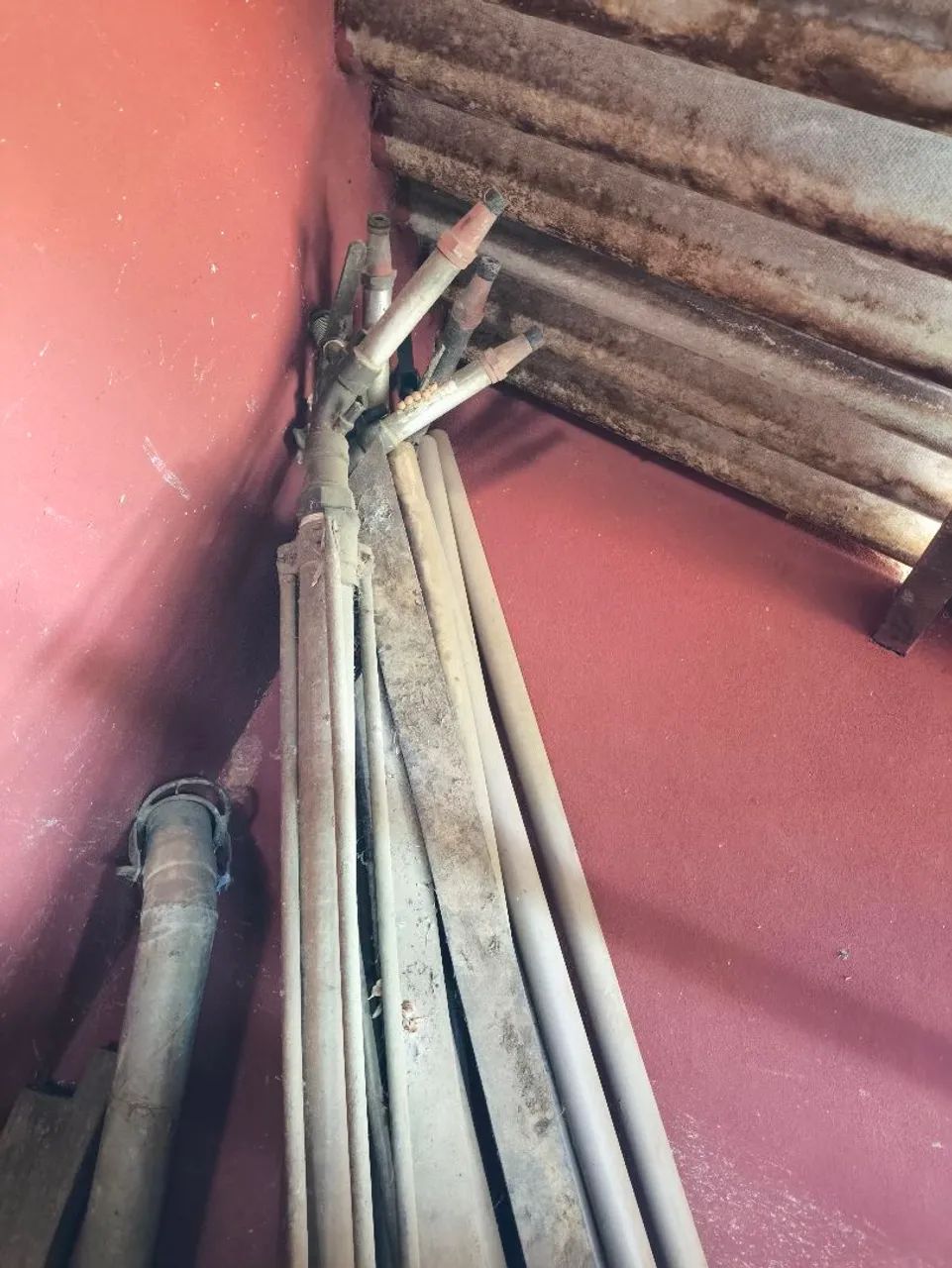Bomba irrigação com 4 aspersores e base - Foto 3