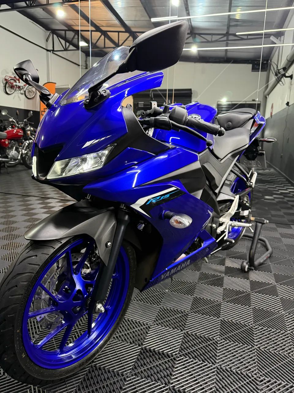 Yamaha R15 2026 3.900km - Foto 4