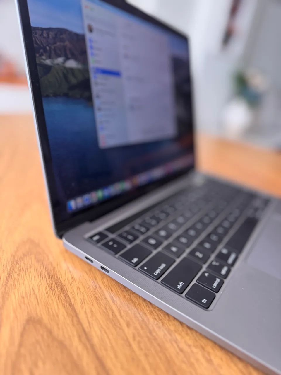 MacBook Pro 2GHz Intel Core i5 Quad-Core 16Gb 13,3 polegadas 1 Tb HD - Foto 2