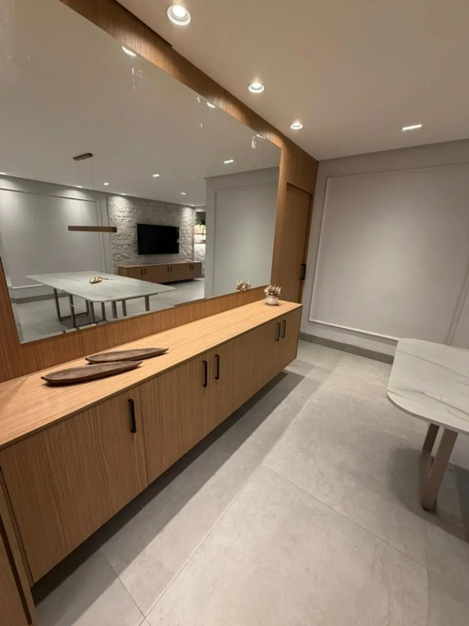 Apartamento reformado com bancada gourmet, suíte, closet e projeto planejado - Foto 5