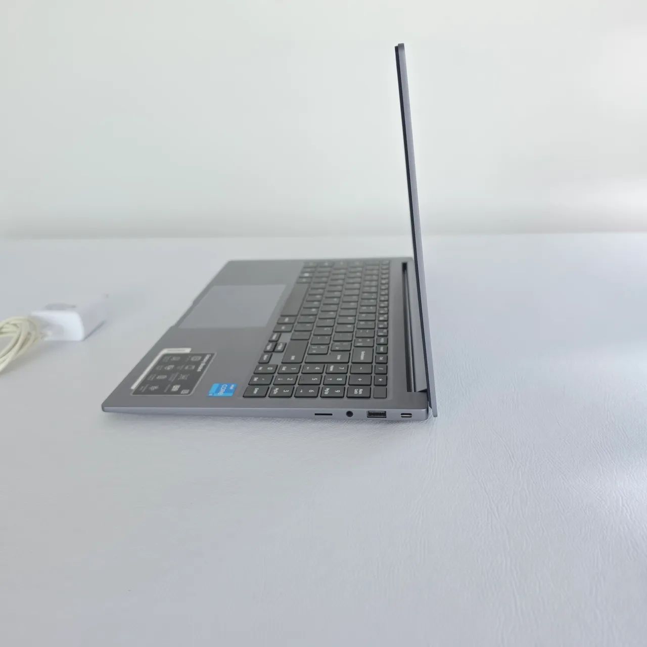 NOTEBOOK SAMSUNG  - Foto 3
