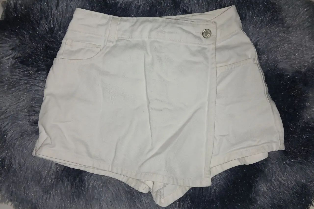 Shorts Saia branco 