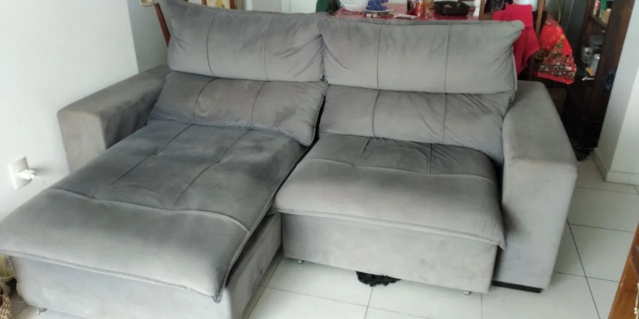Vende se sofá retrátil 