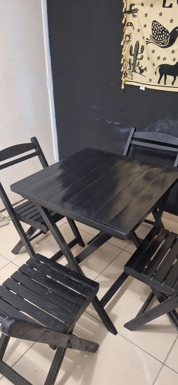 Mesa e Cadeiras de Madeira - Foto 2