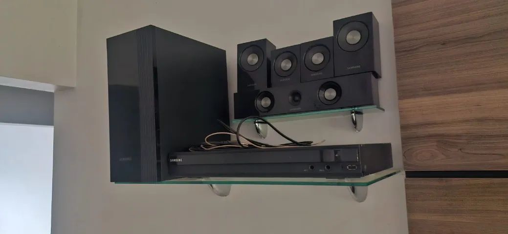 Home theater 
