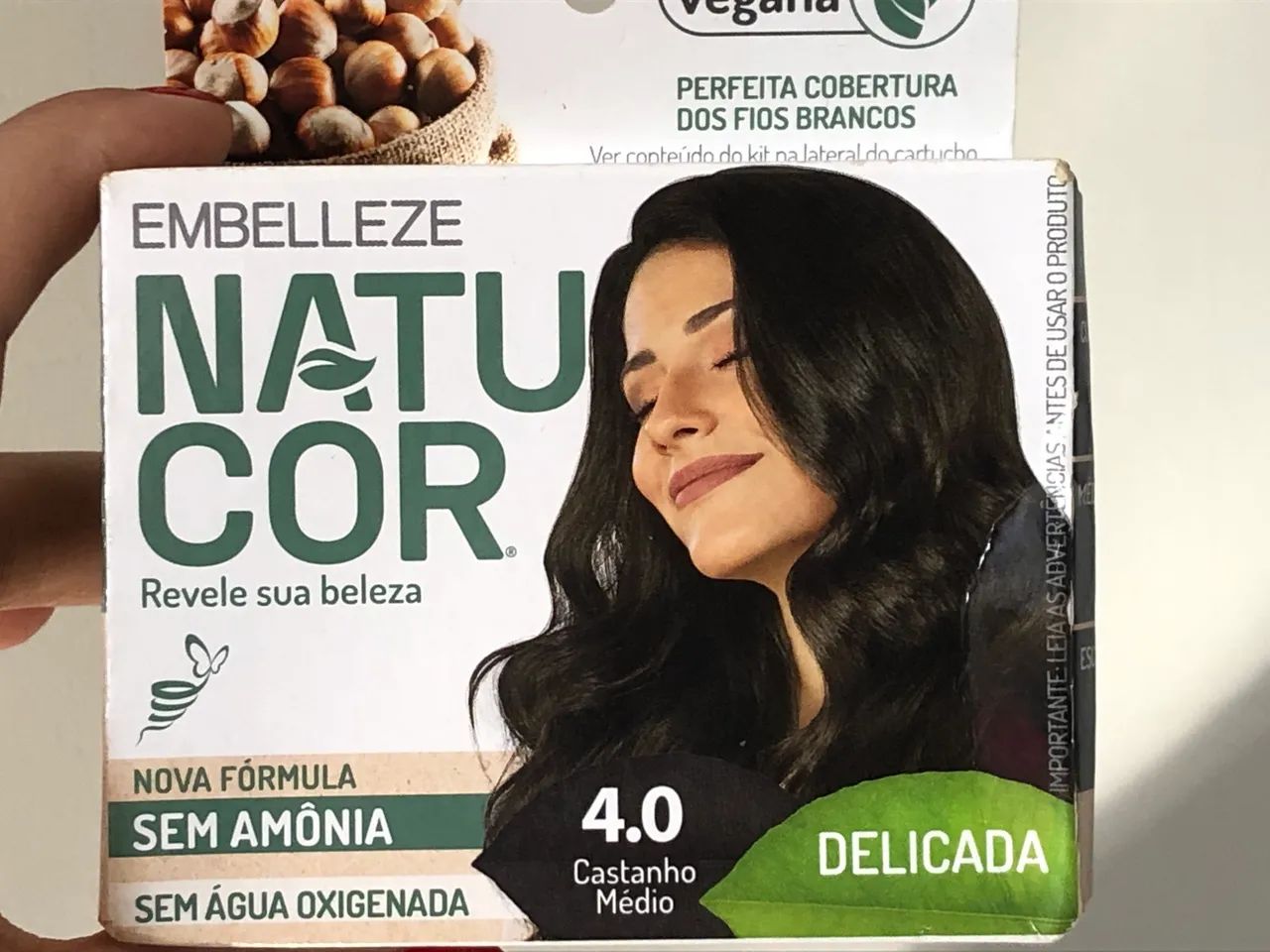 Duas tinta de cabelo Embelleze sem amônia 