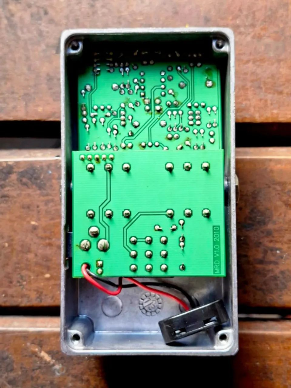 Mad Professor Mighty Red Distortion - pedal de distorção guitarra