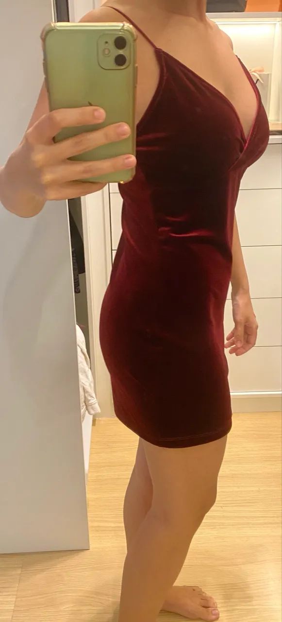Vestido vermelho bordô veludinho - Foto 2