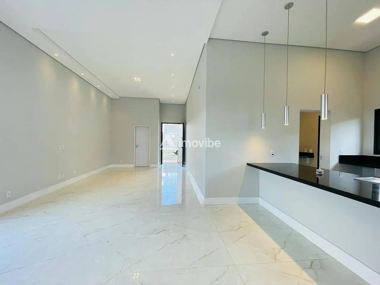 Casa a venda com 300m² de terreno e 180m² de construção com 03 dormitórios sendo uma suíte - Foto 2