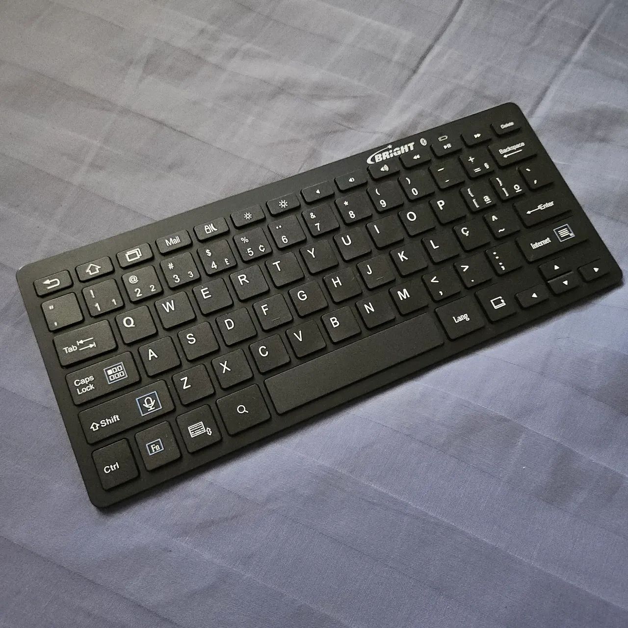 Teclado Bluetooth ABNT Bright para Android (usado)