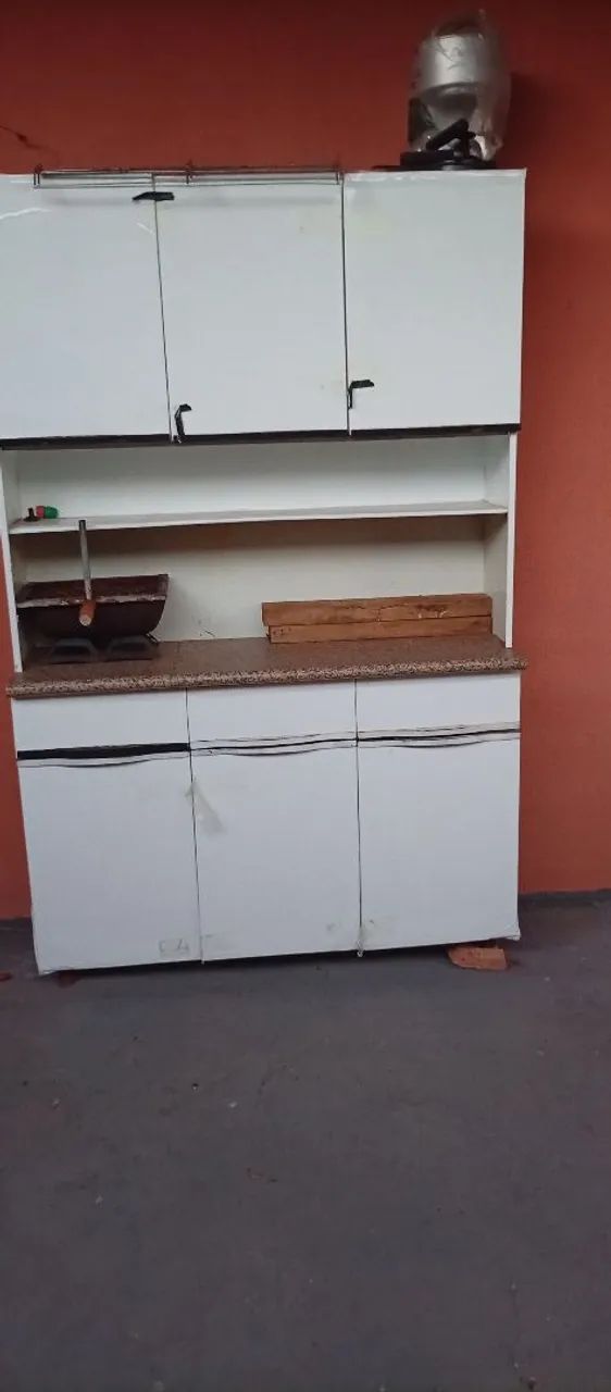 Mesa e armário usados  - Foto 4