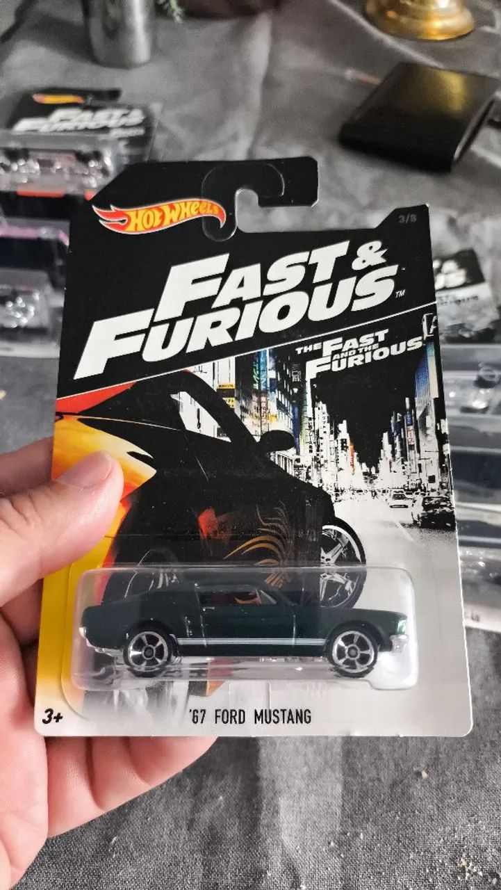 Set hot Wheels velozes e furiosos 8 miniaturas - Telefonia Fixa e