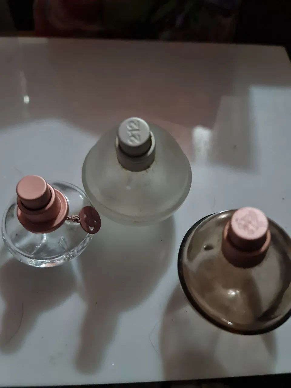 Lote 3 fracos perfume decoração  - Foto 3