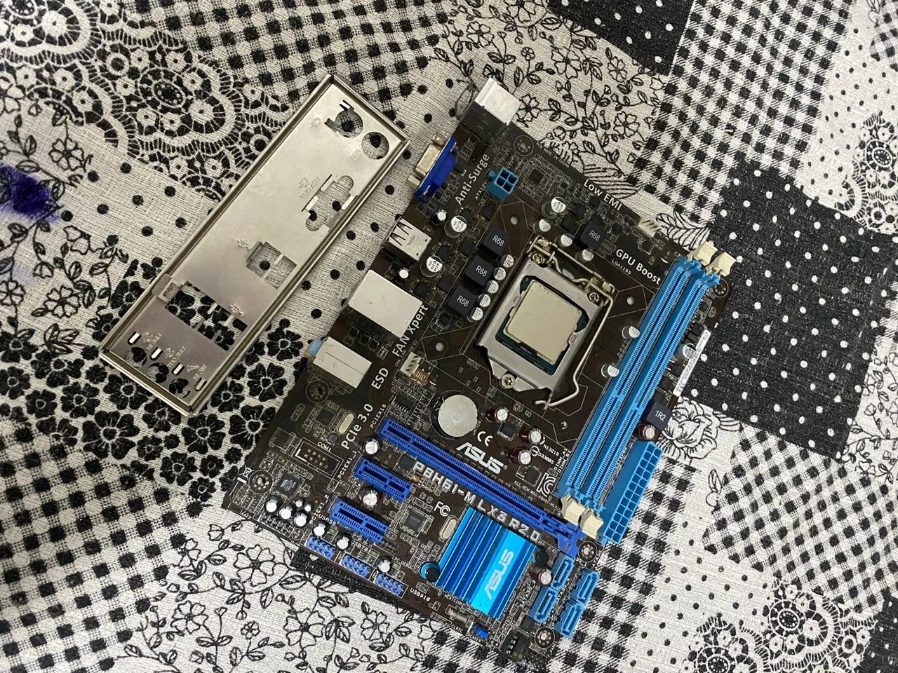 Placa mãe lga 1155 Asus - Foto 3
