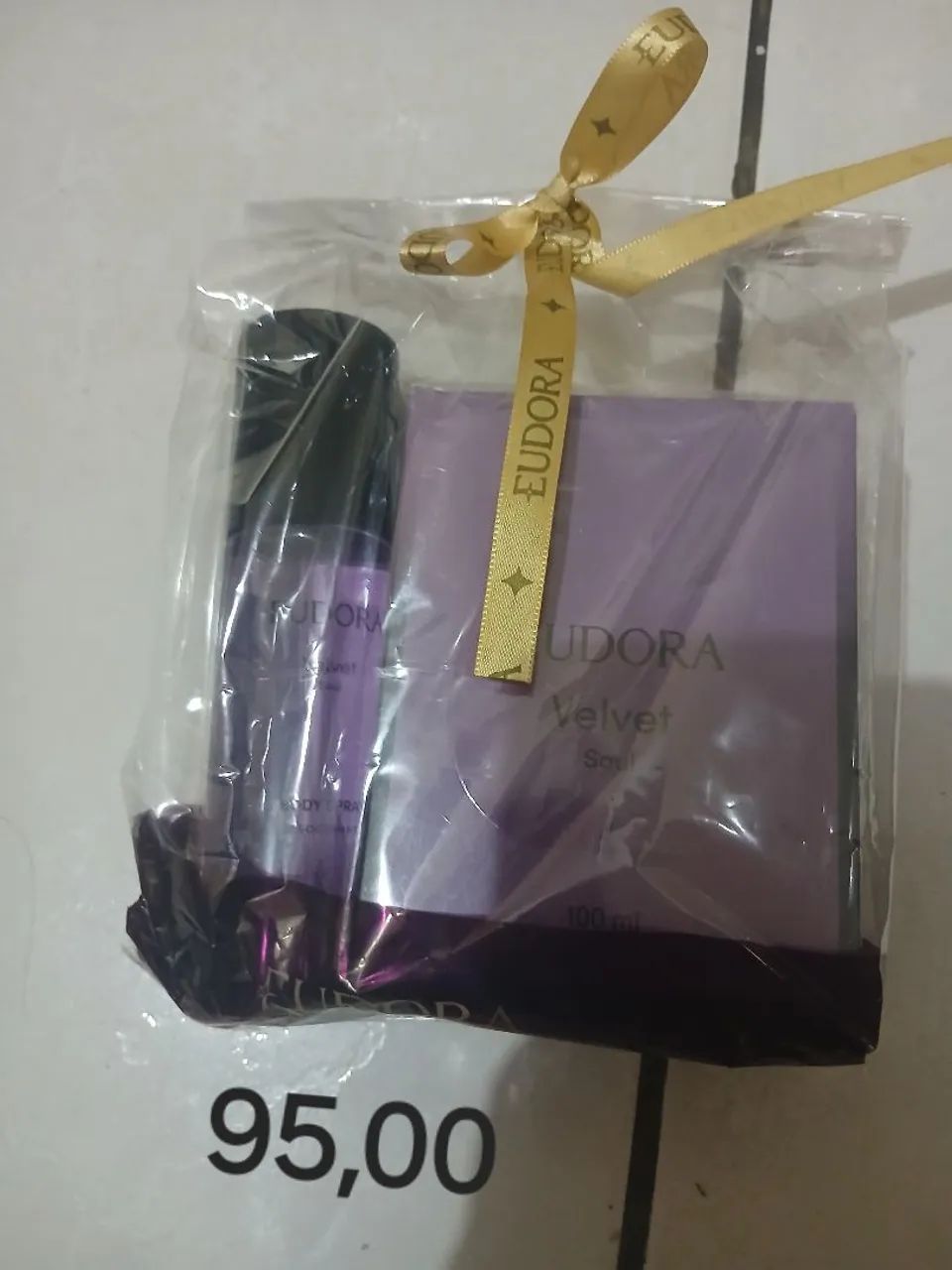 Kit perfume e body spray